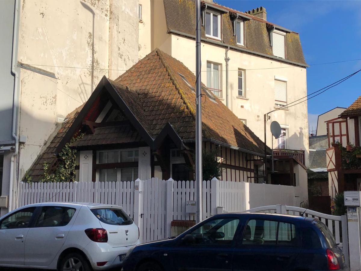 Charmante Maison Coeur De Ville La Gare Des Vacances 多维尔 外观 照片